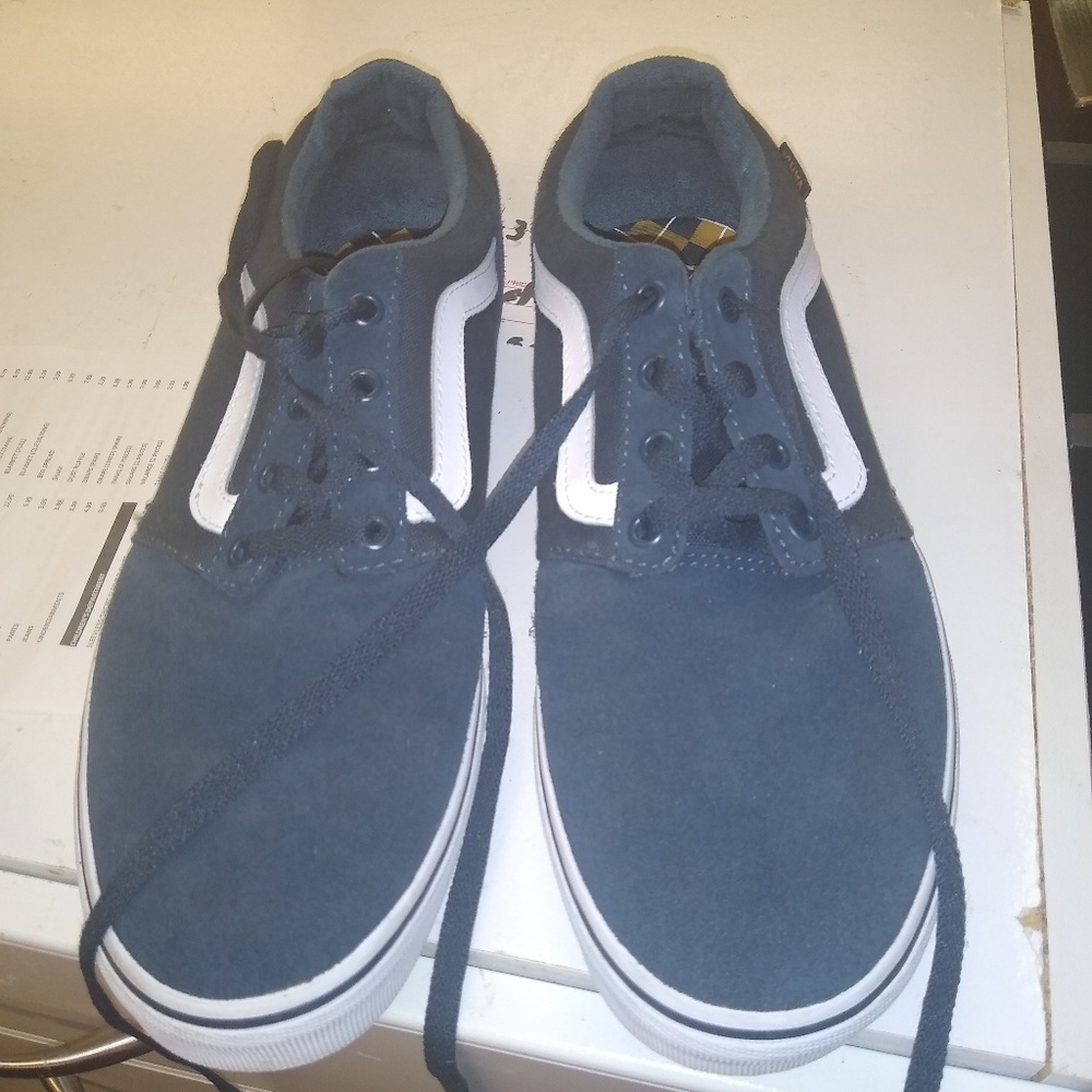 Unisex vans